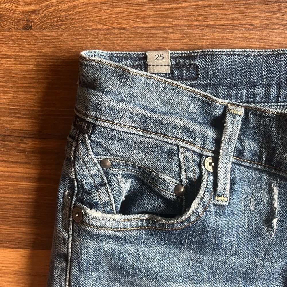 Citizen of Humanity - Rocket crop high rise skinny w/frayed bottoms - Picture 4 of 10
